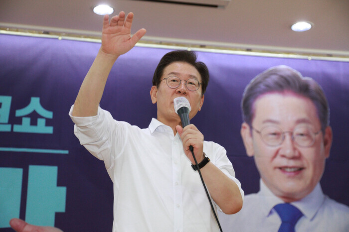  이재명 "저소득층 국힘 지지" "무당의 나라"..연이은 논란
