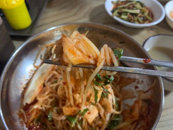 닭수육 밀면 온면