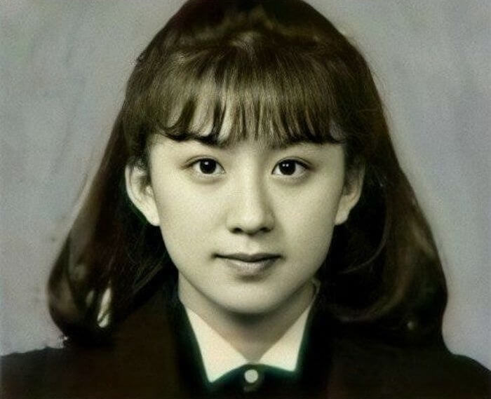 김희애-졸업사진-어린시절