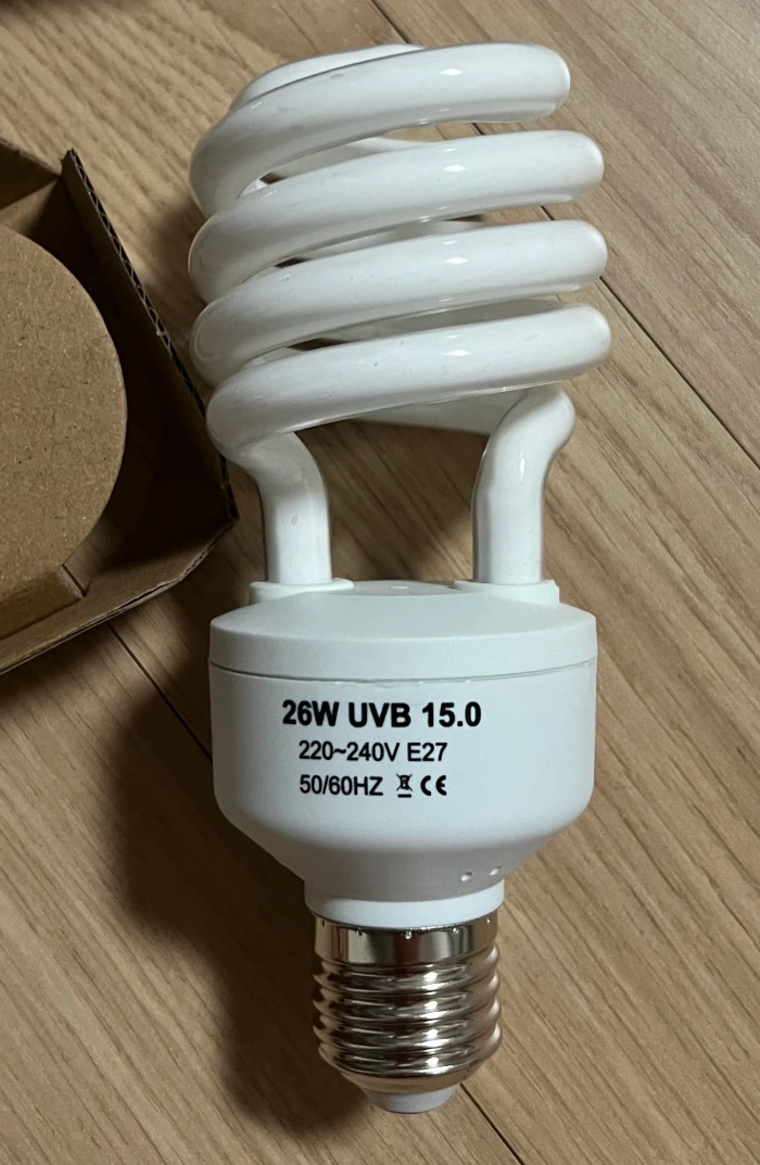 UVB 램프의 특징. 26W&amp;#44; E27소켓