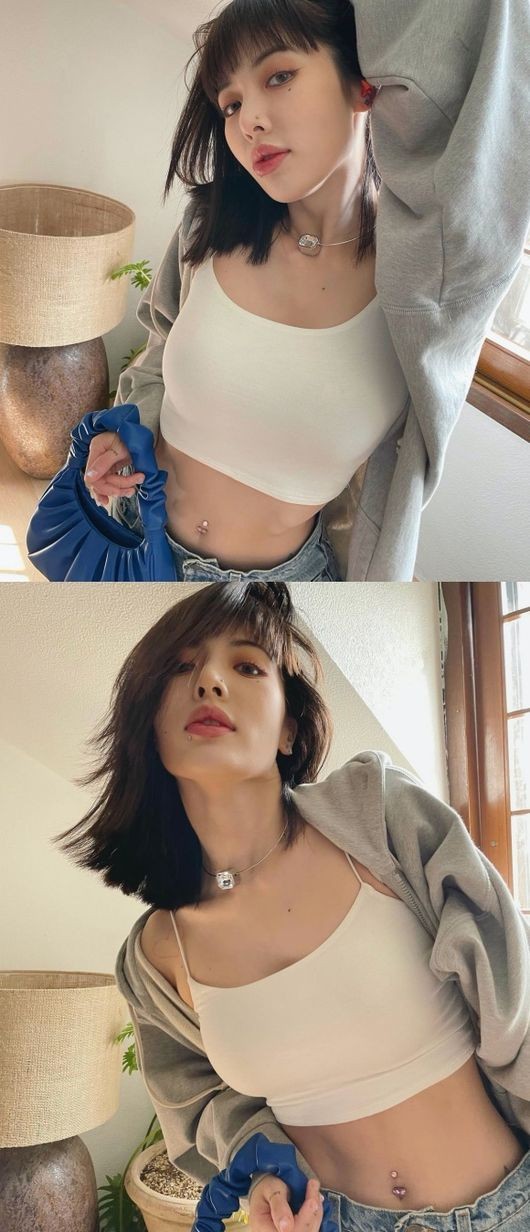  '던' 현아, 얼마나 말랐으면 갈비뼈가 보여.. 충격적 몸매 근황! [사진]