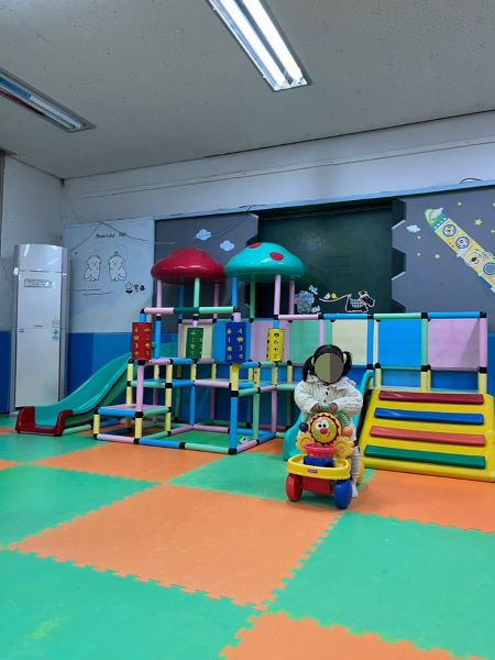 청주키즈캠핑장 실내놀이방