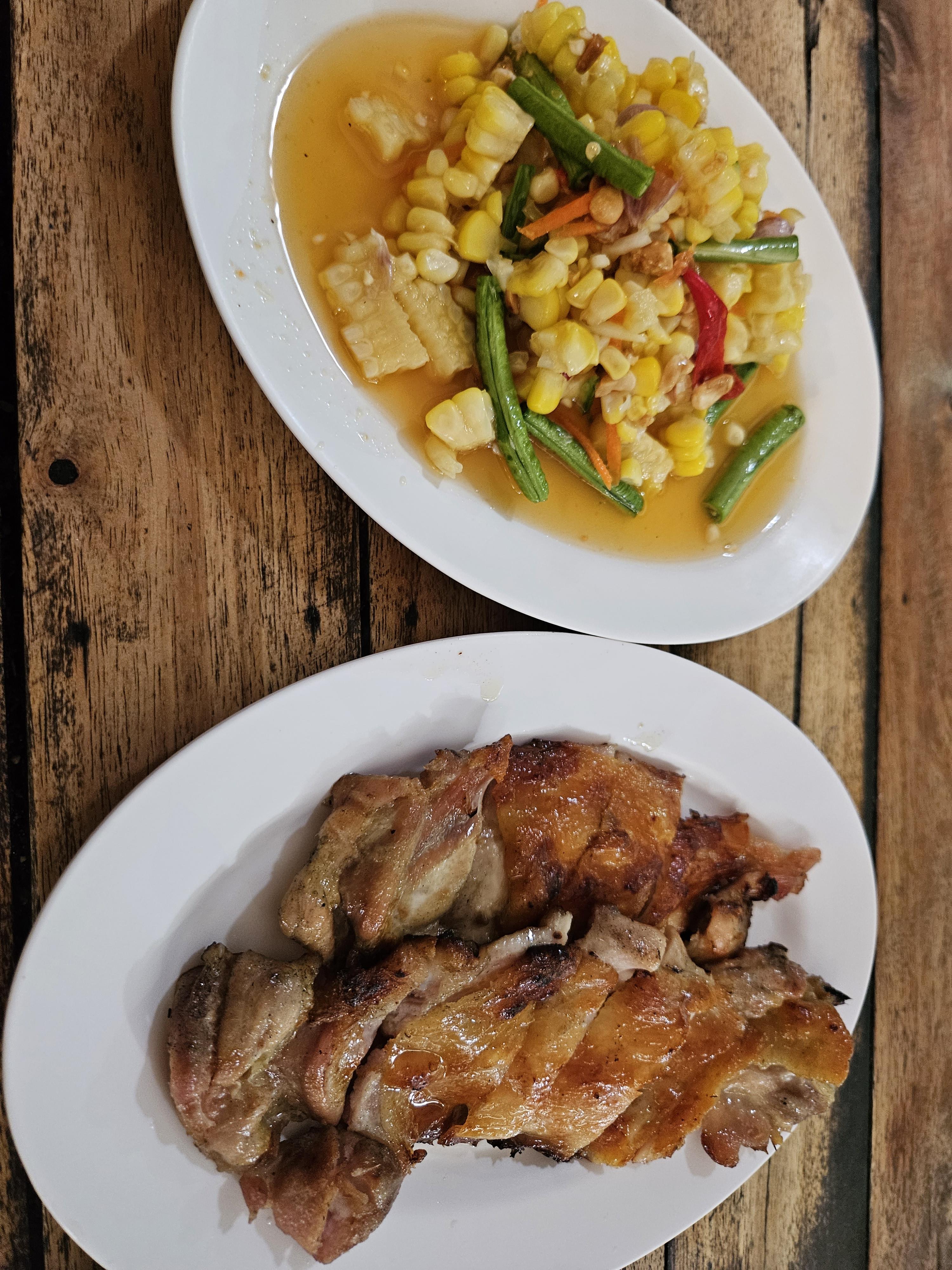  치앙마이 미쉘린가이드 현지인로컬맛집 청도이로스트치킨