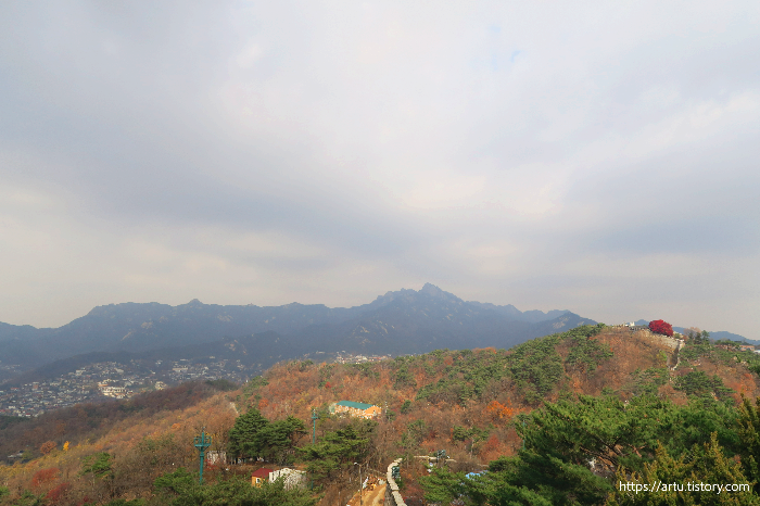 청운대에서 바라본 북한산 모습