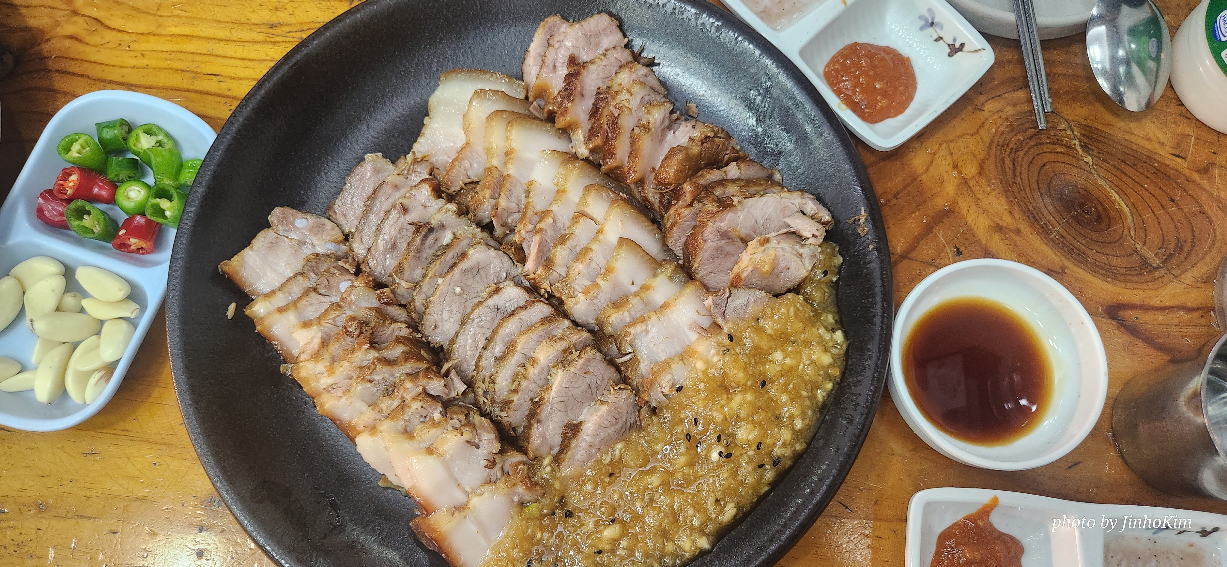 두메골마늘보쌈 이미지