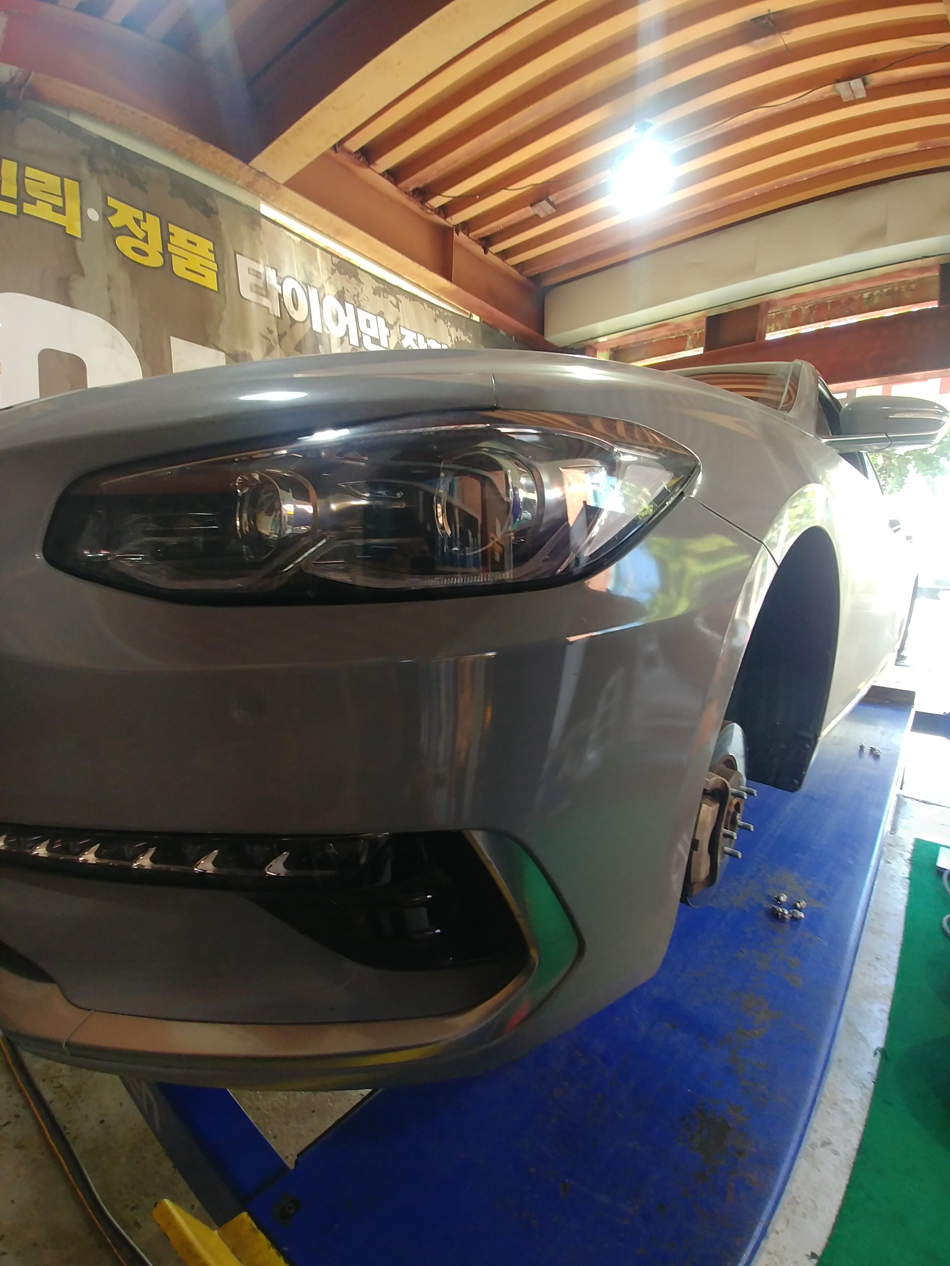 타이어맨 이미지