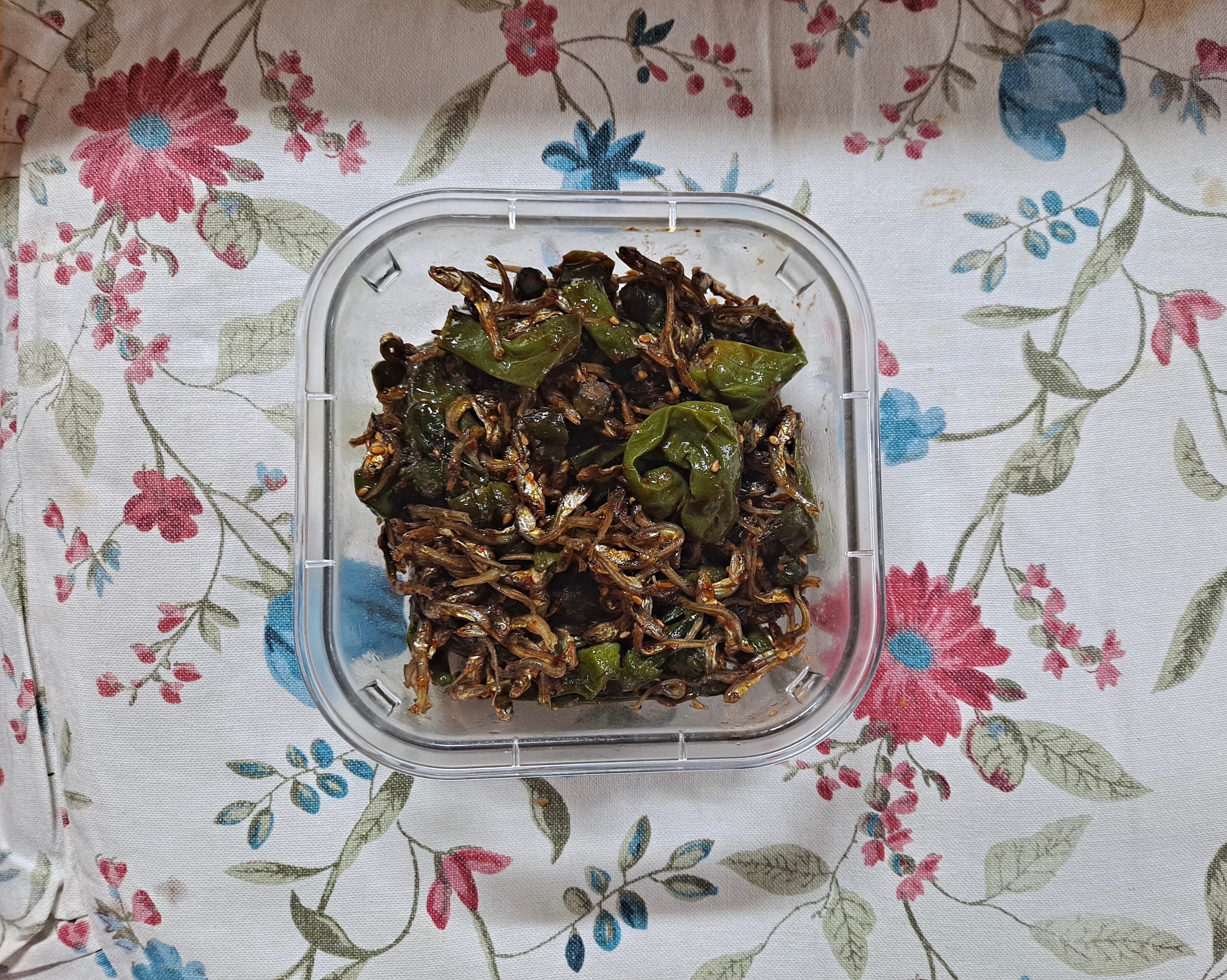  질리지 않는 밑반찬, 꽈리고추멸치볶음(Stir-fried Shishito Peppers and Dried Anchovies)