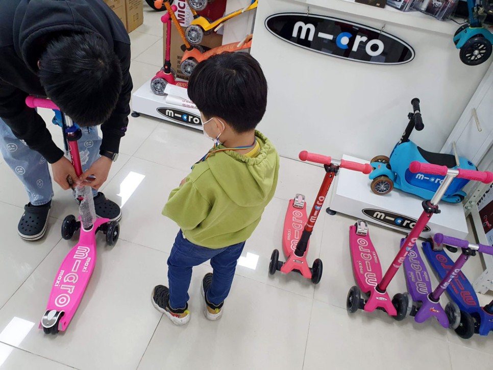 매장구매&6개월사용 리뷰(feat.교통사고ㅠㅠ) 마이크로킥보드 맥시T 폴더블 디럭스 쇼킹핑크 13