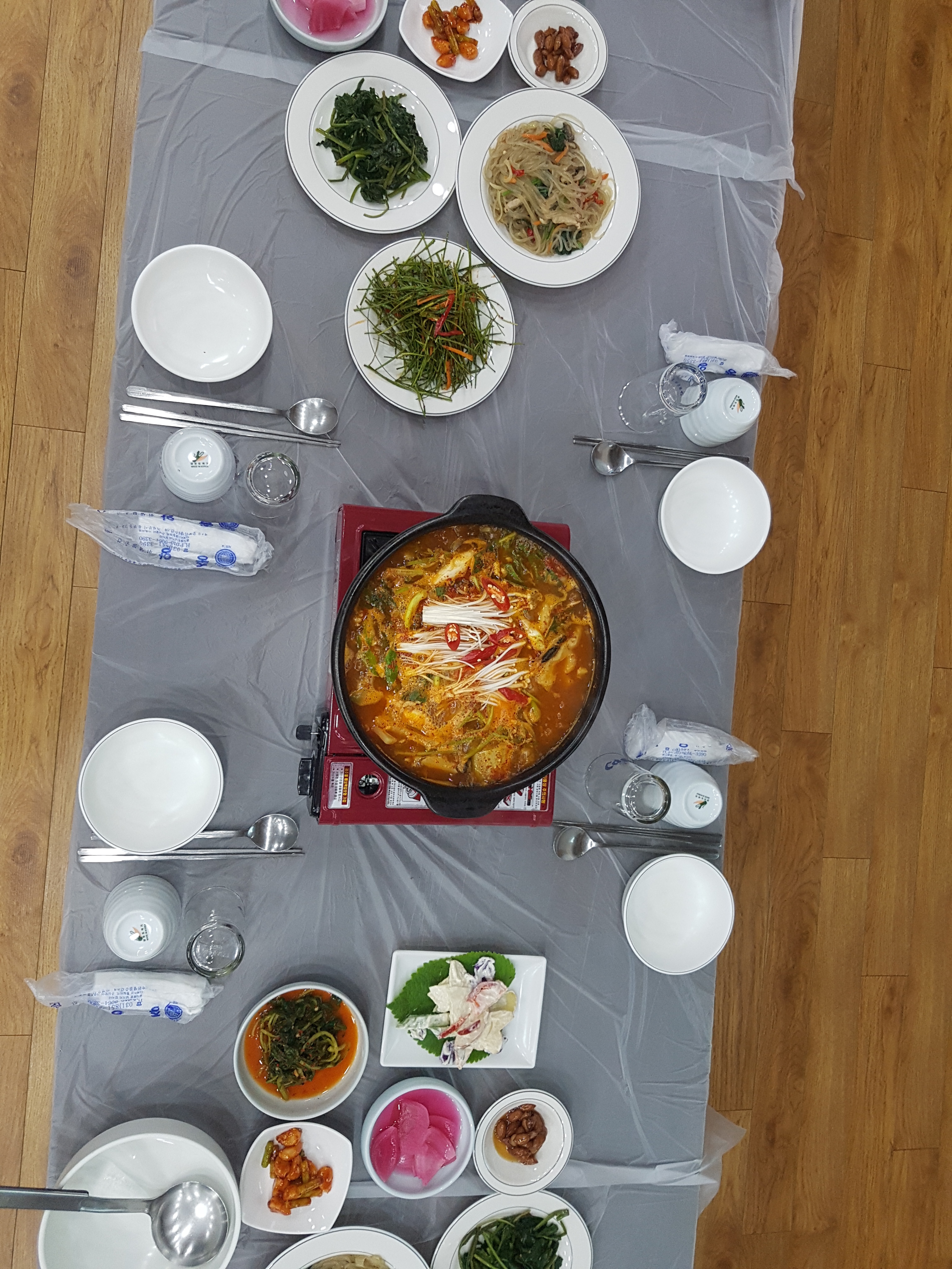 Hantangangkeunjip (한탄강큰집) 2
