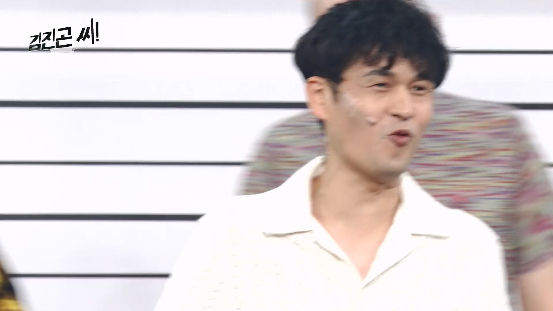 개그콘서트.E1085.240721p.H264-F1RST.mp4_20240722_205659.261.jpg