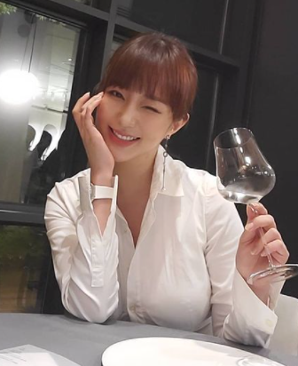 맥심 엄상미 움짤 프로필 화보8