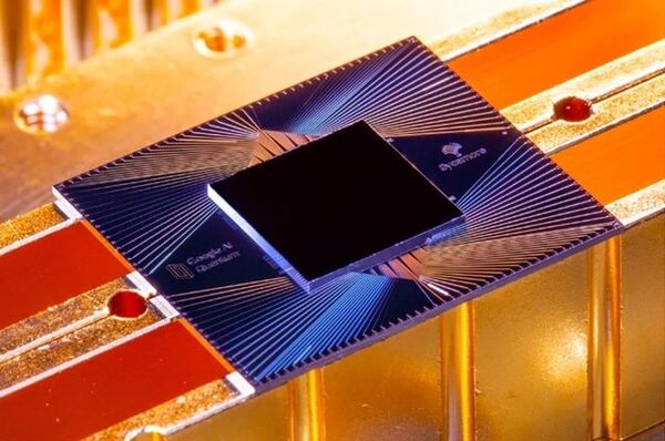 양자 컴퓨터를 구동하는 구글의 시커모어 칩