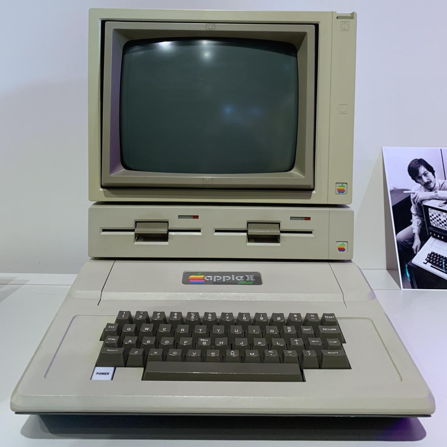 Apple 2 Plus 컴퓨터