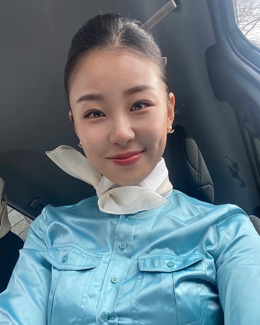  '정대세' 명서현 "10년만에 입은 승무원 유니폼, 눈물 찡..지금은 주부" [사진]