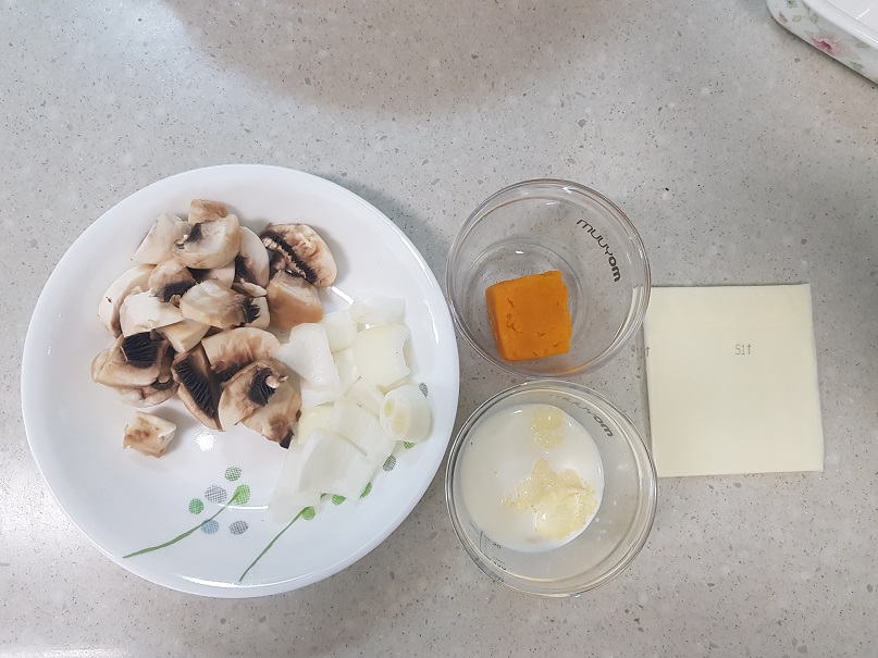  [우뢰기 이유식]양송이 단호박 스프