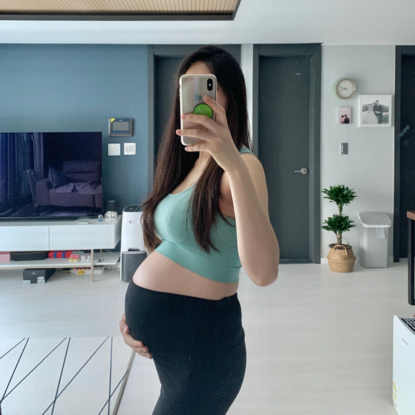 통증, 의료용 압박 스토킹 후기, 아기 크기, 체중, 증상, 태동, 배 크기, 우정 사진 촬영 30-34주 주물 사진 : 출산 휴가, 산전 우울증, 포유문 산부인과 산전 마사지, 다리 붓기, 손가락 13