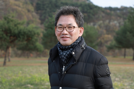 남
