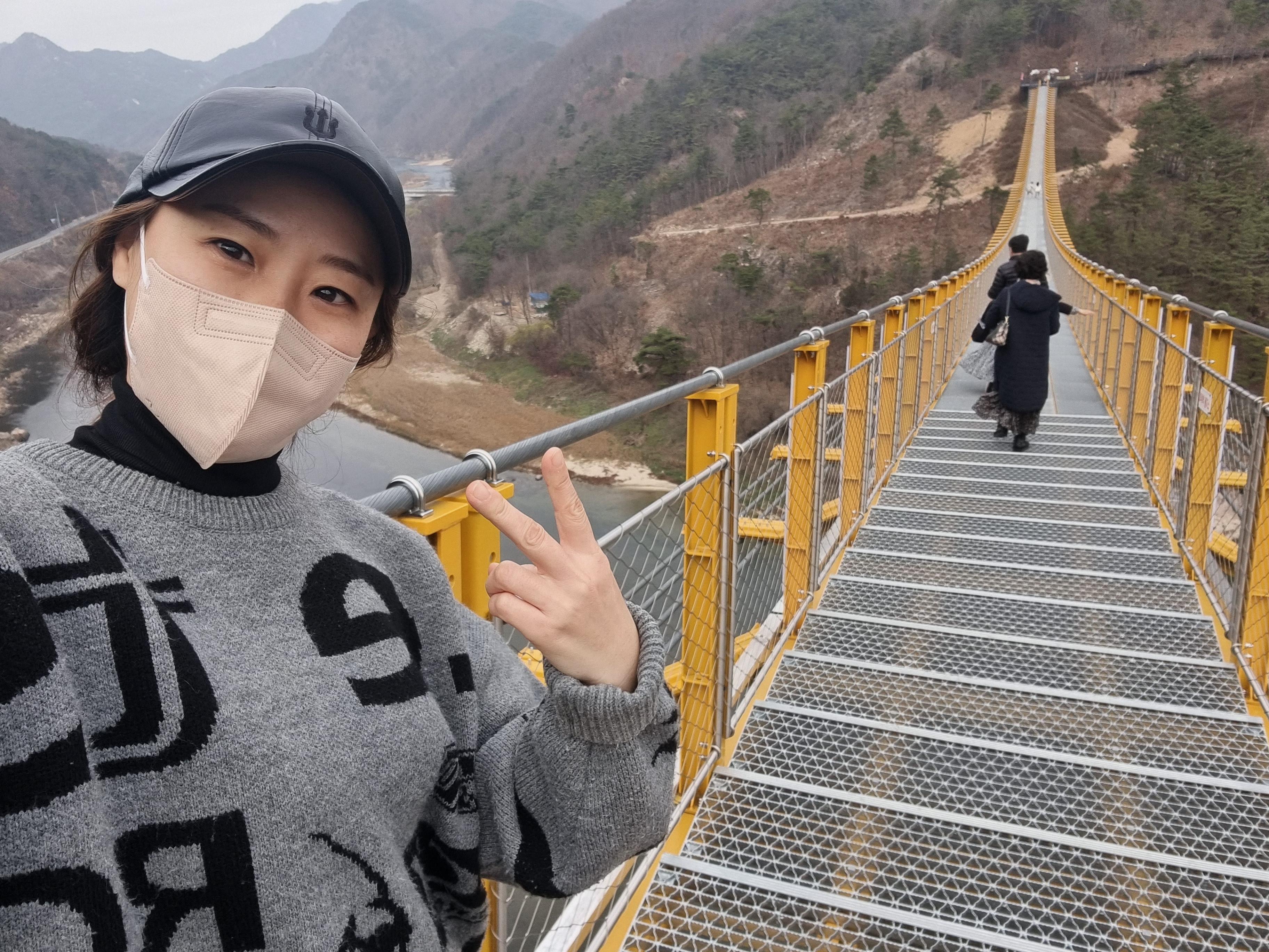  금산 가볼만한곳 월영산 출렁다리