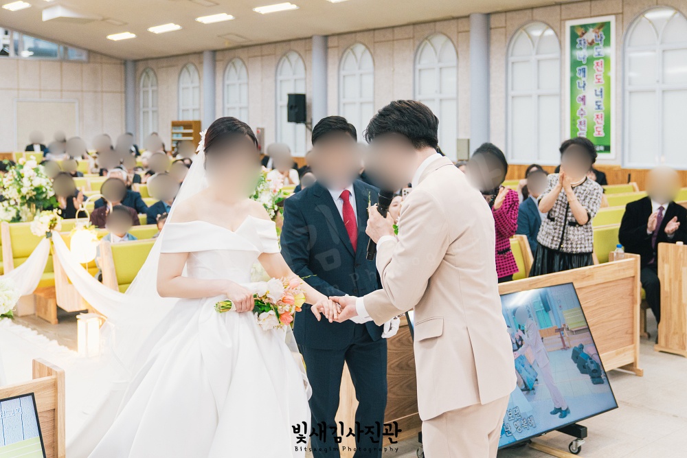 순복음춘천교회-웨딩-본식스냅-교회결혼식-결혼예배-26.jpg