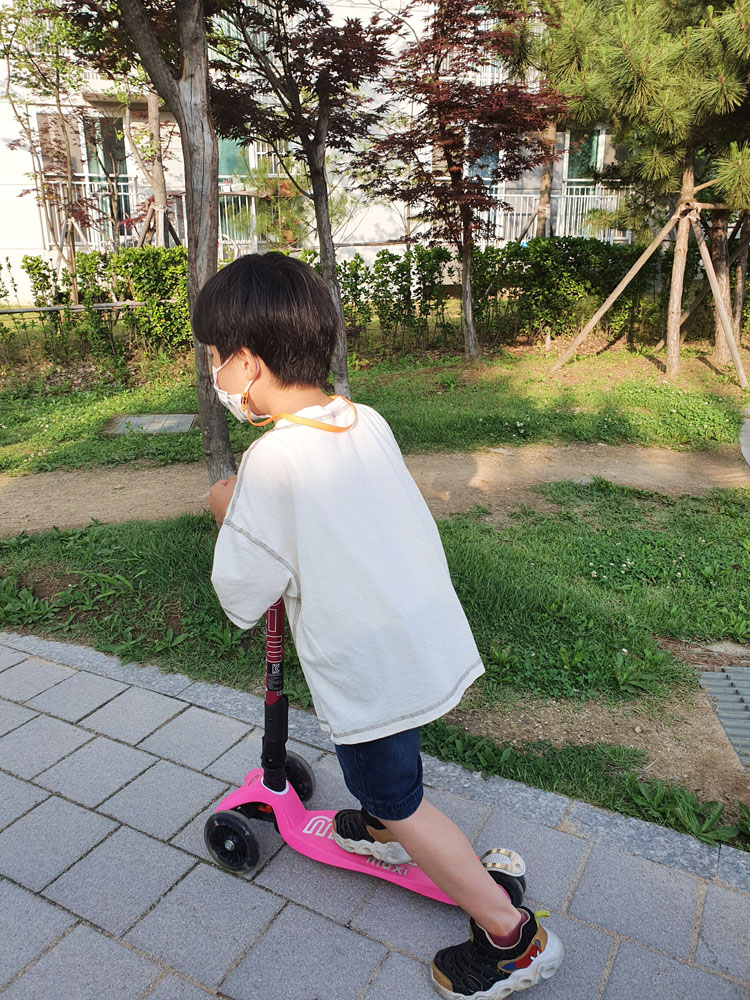 매장구매&6개월사용 리뷰(feat.교통사고ㅠㅠ) 마이크로킥보드 맥시T 폴더블 디럭스 쇼킹핑크 25