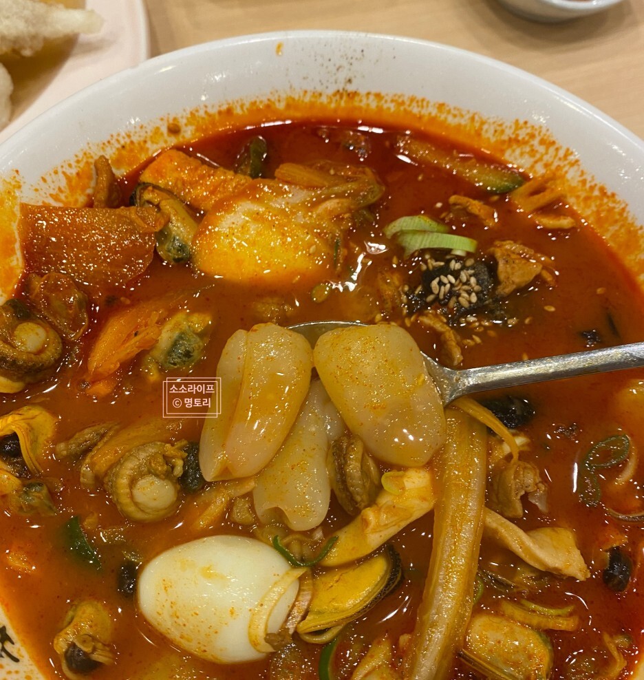  짬뽕지존 : 찹쌀탕수육 순두부짬뽕밥 수제비짬뽕