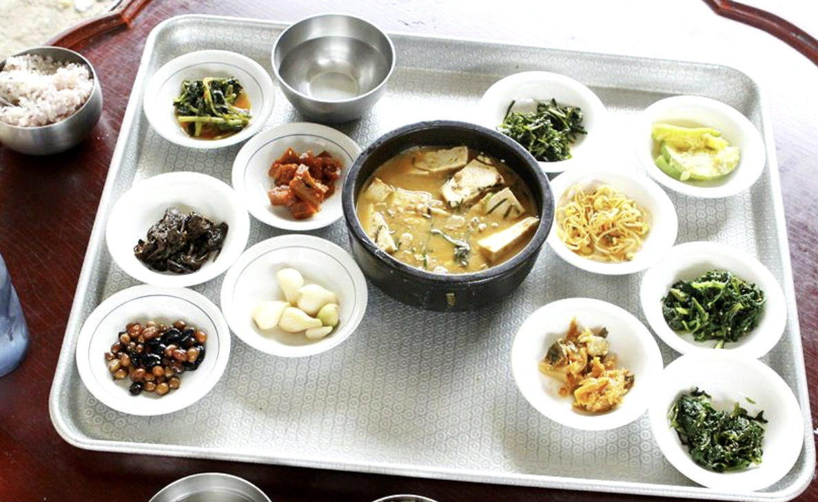 남겨서뭐하게 아산 민박집, 밥도 주는 신창댁한식의 정성 한 상