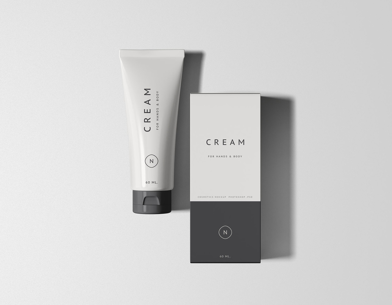 Essential Cosmetics Packaging Set Mockup(에센셜 화장품 포장 세트 목업)