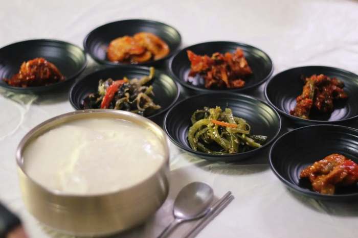 생방송오늘저녁 강원 고성 두부젓국 두부수육 해양심층수 바다를 품은 손 두부 맛집 추천