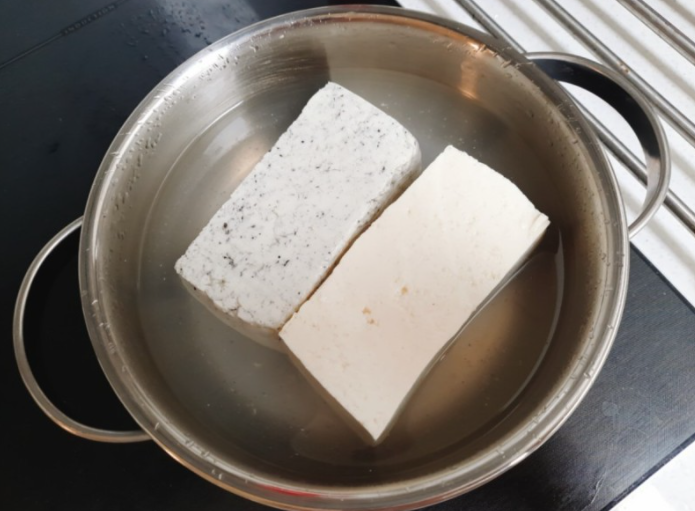  두부 데치기, 데치는 방법, 시간
