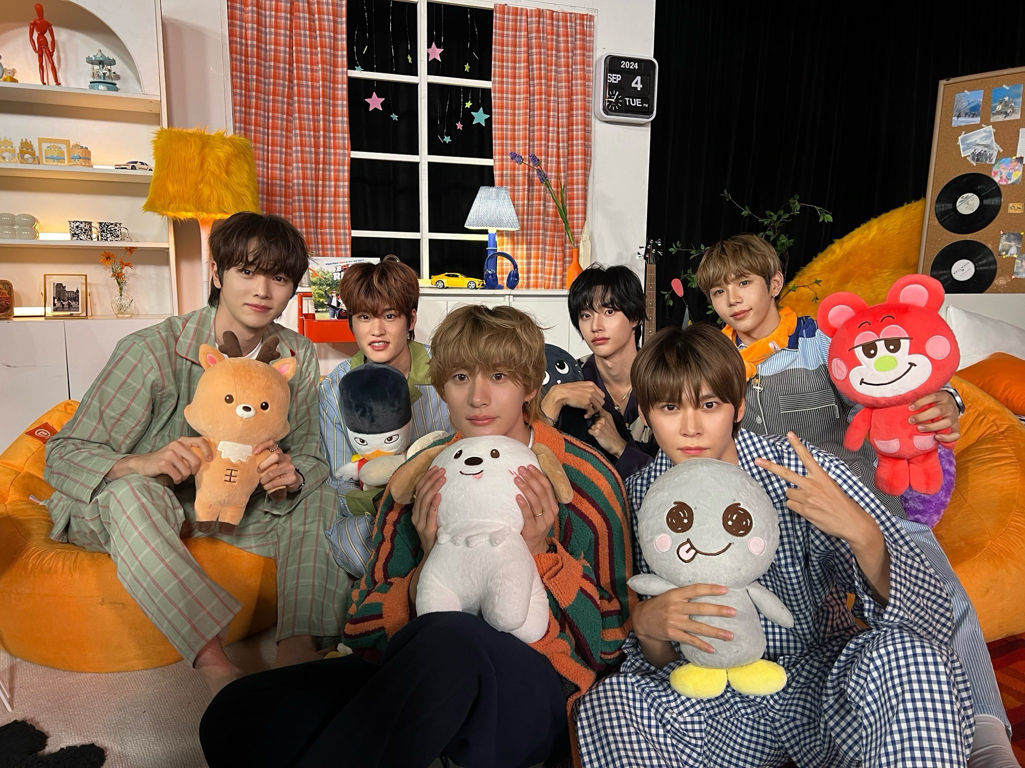 202409041주년트위터공계가족사진