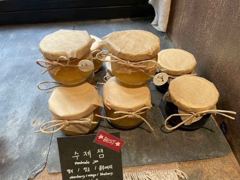 앞치마 을지로 카페 존맛 42