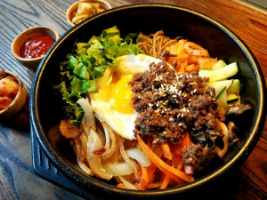 비빔밥 먹는 꿈 해몽
