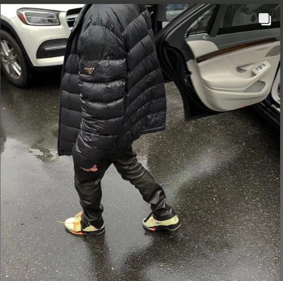  [PRADA] 프라다 리나일론 다운 푸퍼 패딩 자켓 SGB112 1WQ9 F0002