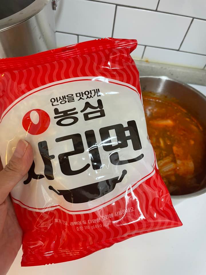 부대찌개 라면 넣기