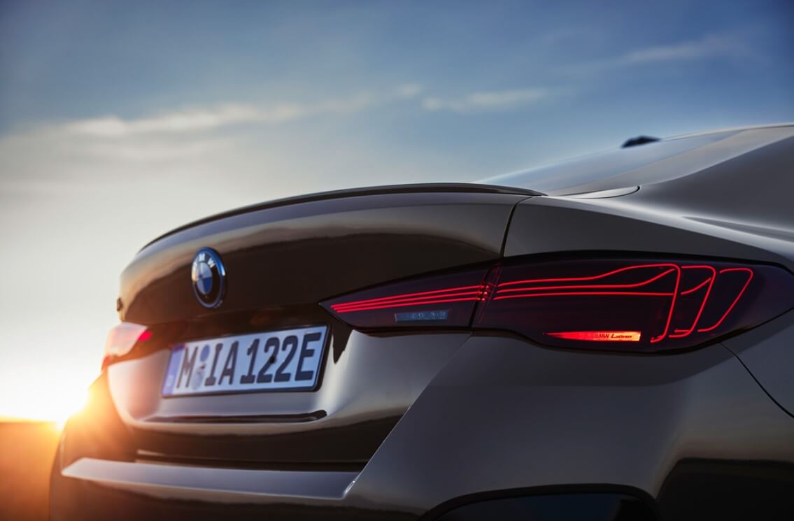 2025 BMW i4 eDrive40 페이스리프트 가격 및 제원은?연비까지 모두 정리!