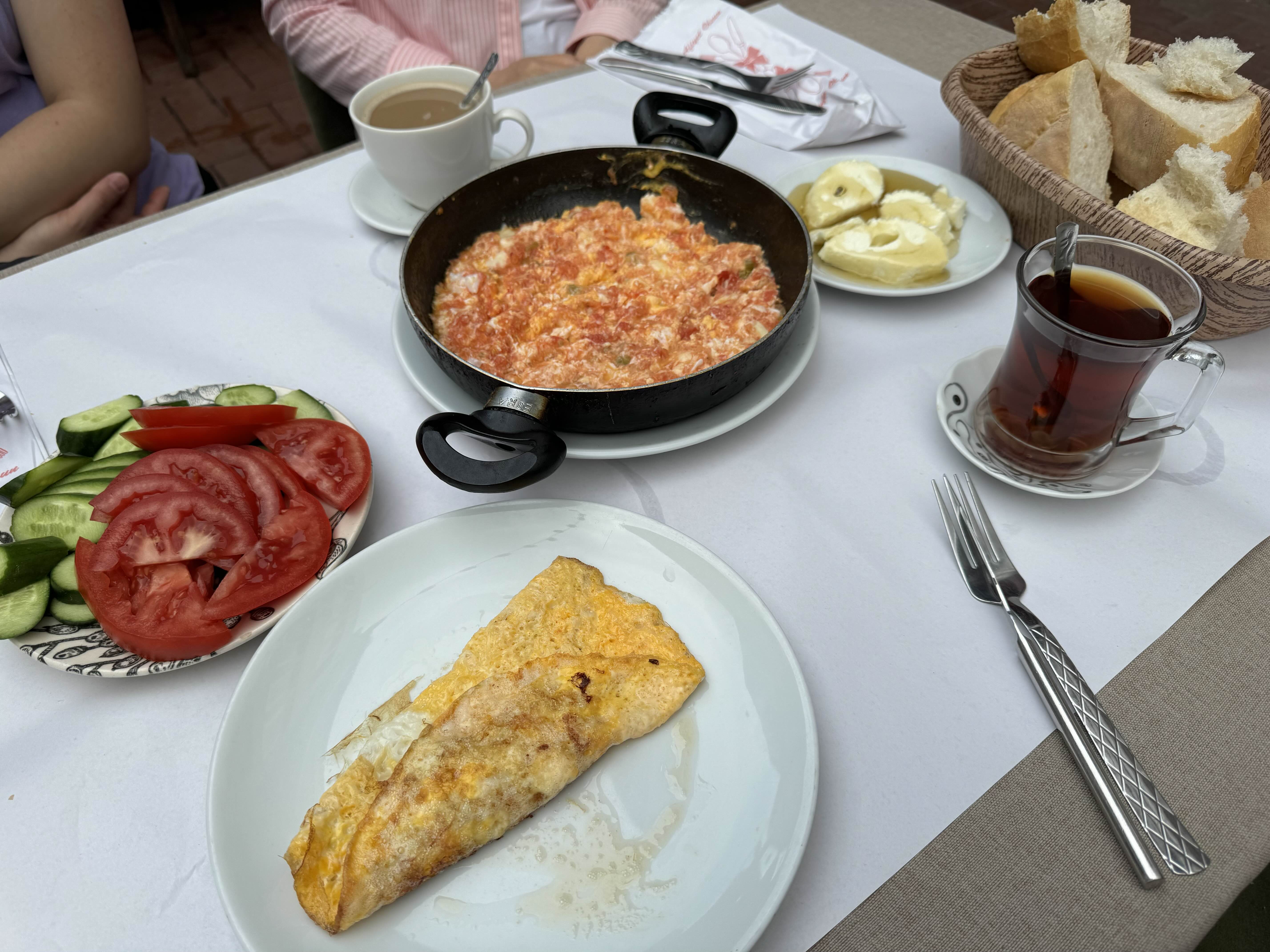 Lake Van Breakfast Room