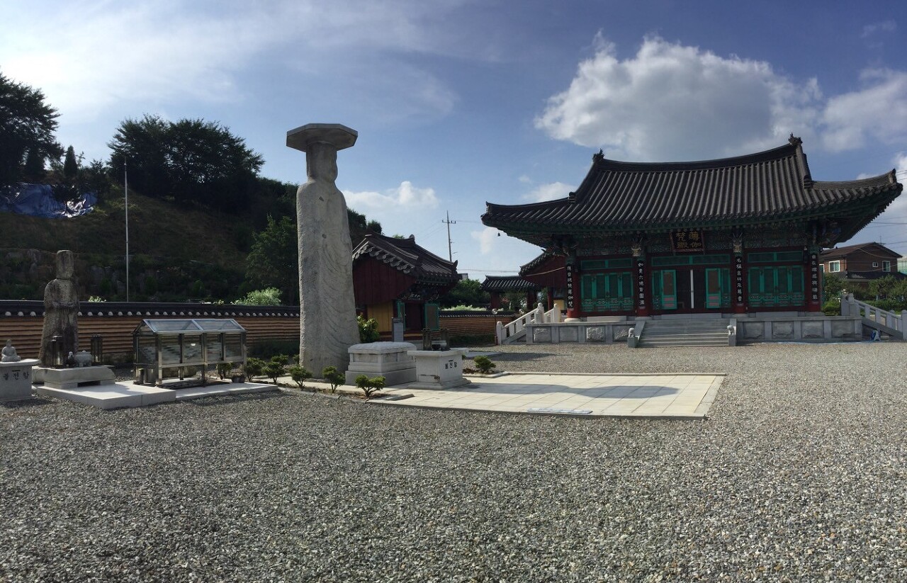  진천 걸미산 용화사