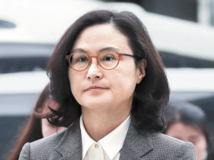  정경심 나이 학력 이력 징역 혐의 프로필 (조국 부인, 특별 사면?)