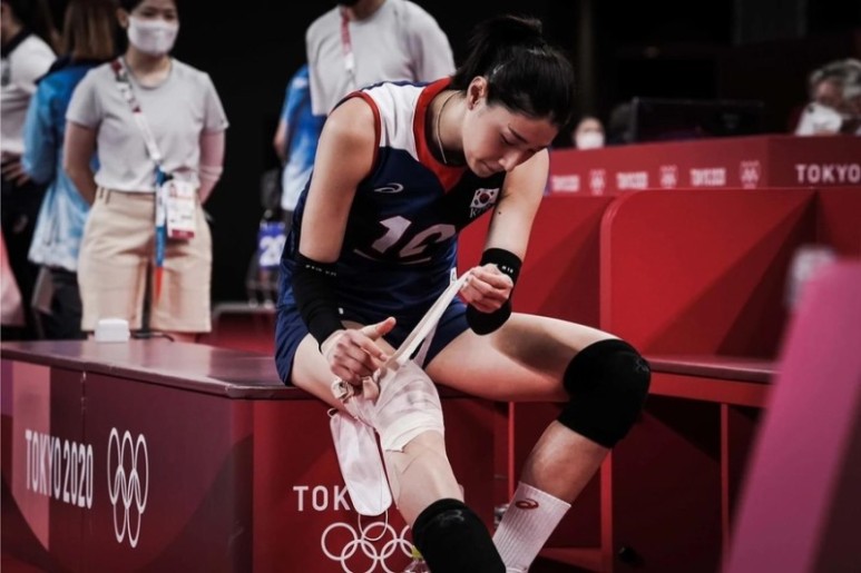 사기꾼 김연경과 올림픽 여자 배구팀 간절함이 만든 결과 - 1