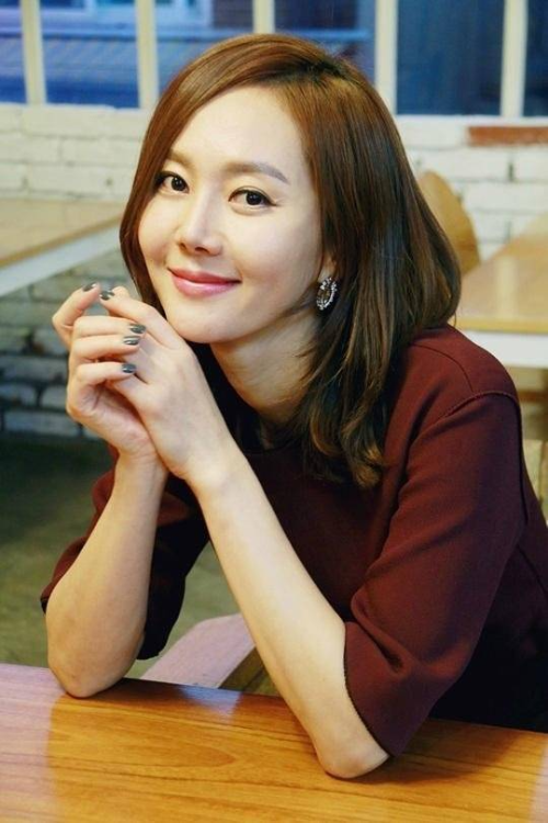 배우 엄정아