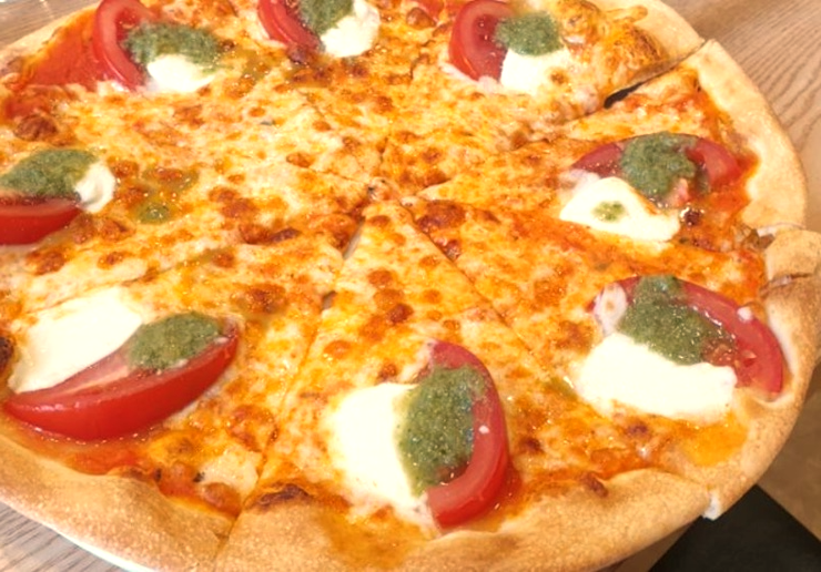 토마토-올라간-피자