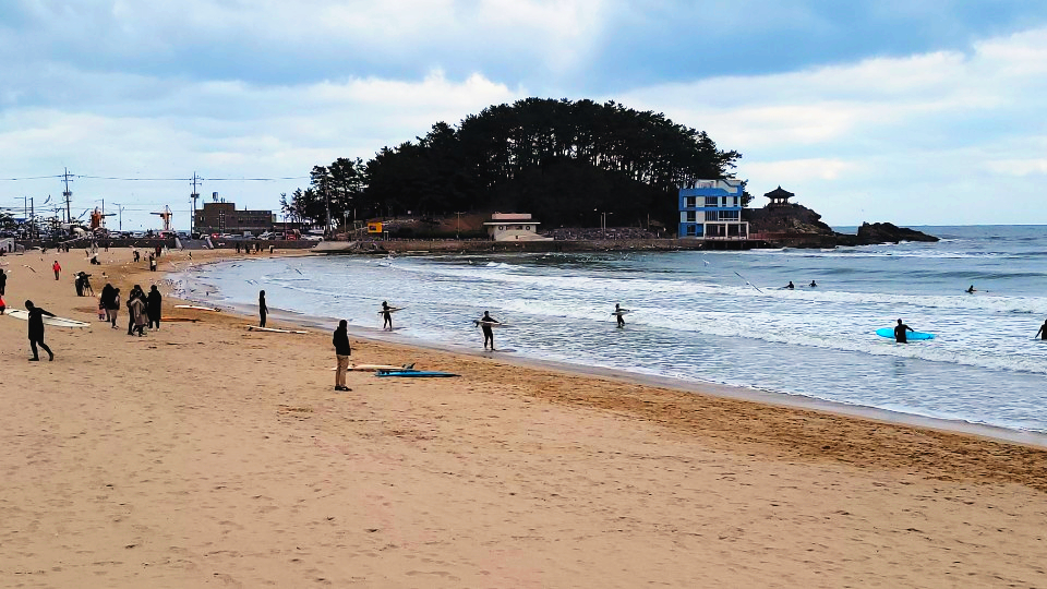 부산 송정해수욕장 서핑부산 송정해수욕장 서핑구경하며 10