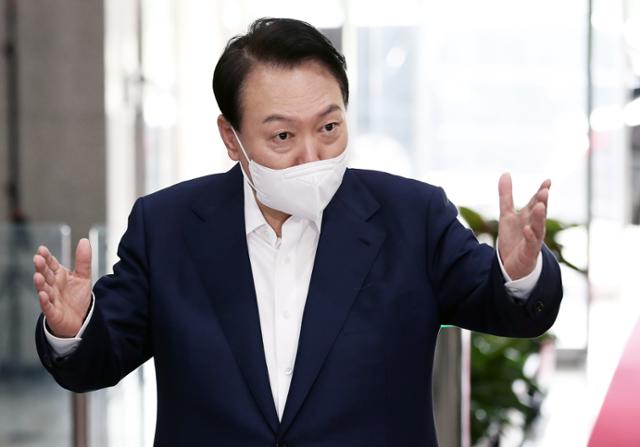  "월급쟁이 뿔났다"..5명 중 4명 소득세 감면 월 2만 원도 안 될 듯