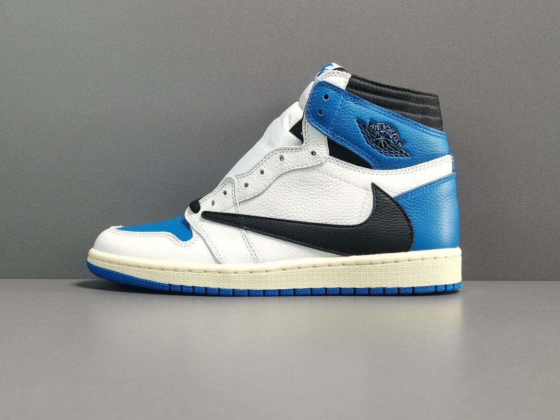  [NIKE x TRAVIS SCOTT x FRAGMENT] OG 나이키 X 트래비스 스캇 X 프라그먼트 에어 조던1 레트로 하이 OG DH3227-105