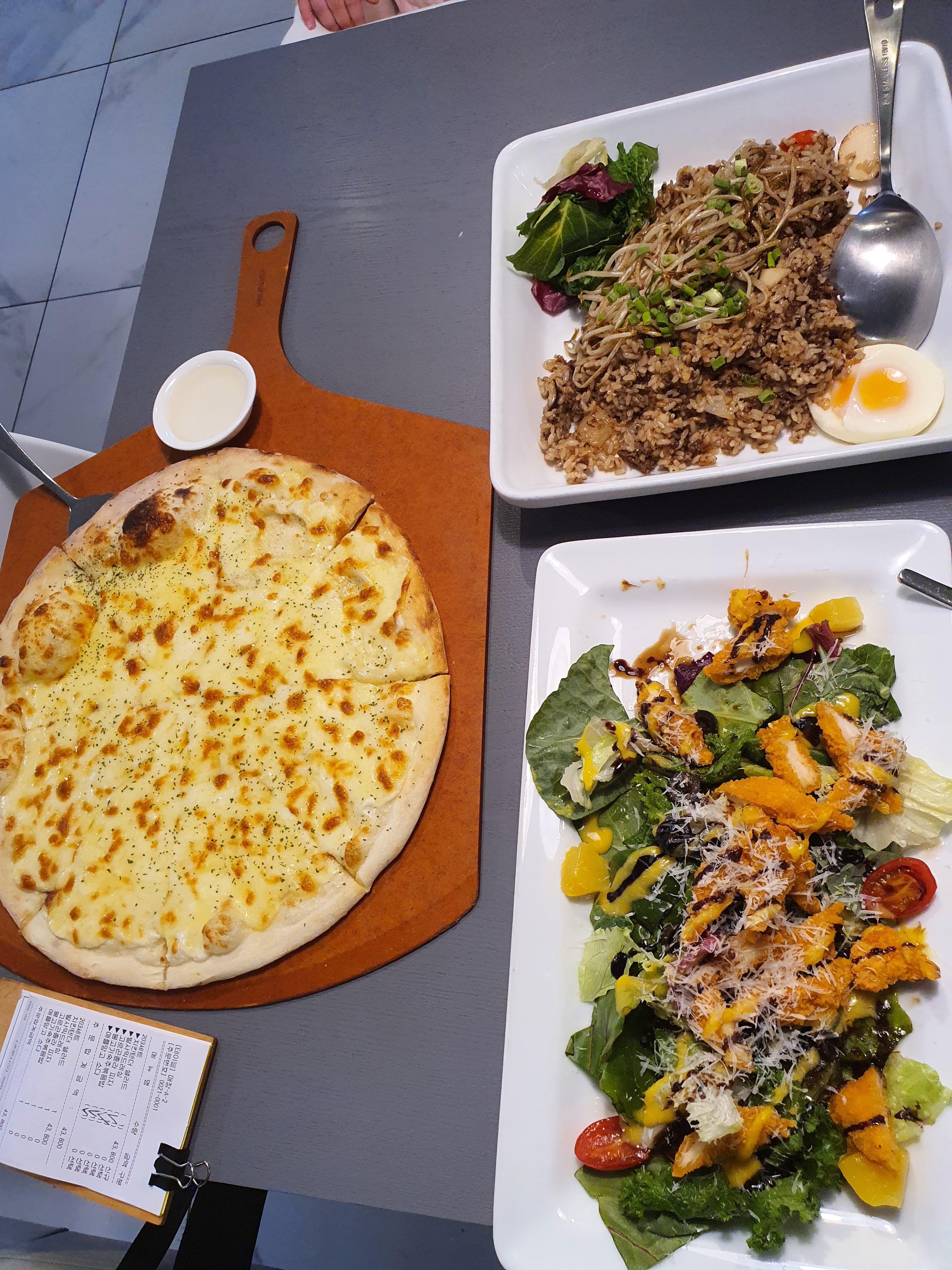  로봇 딜리가 서빙하는 겟201 다녀왔습니다.(동탄호수공원 맛집)