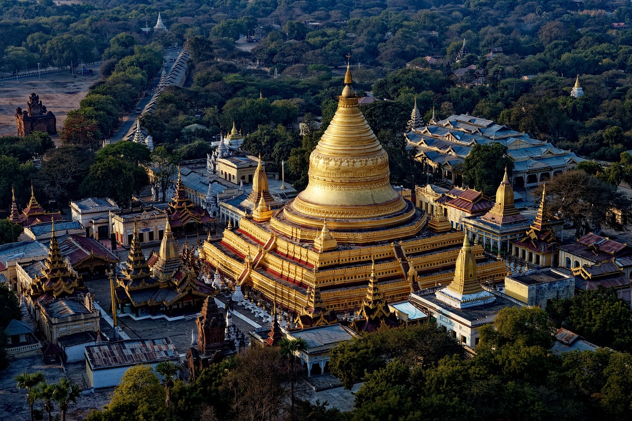 쉐지곤 파고다(Shwezigon Pagoda)