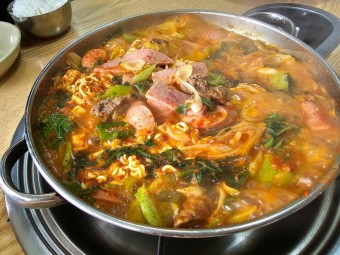 부대찌개