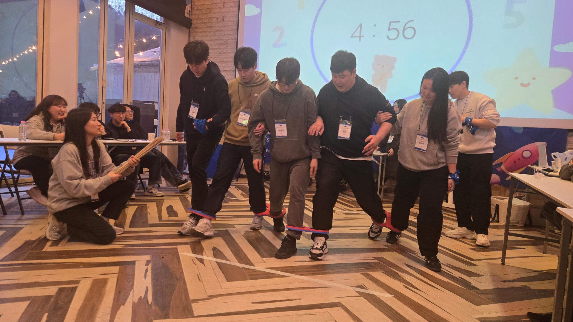 뭔가 공정하지 못한 키를 가진 투호 선수