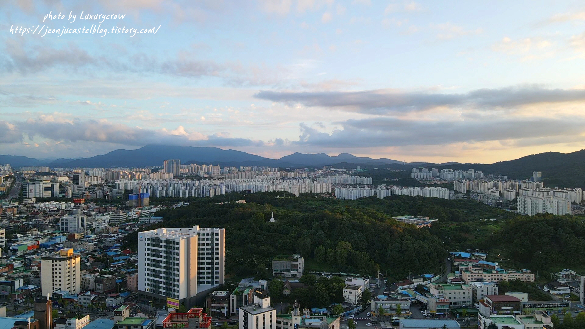 가련산 충혼탑