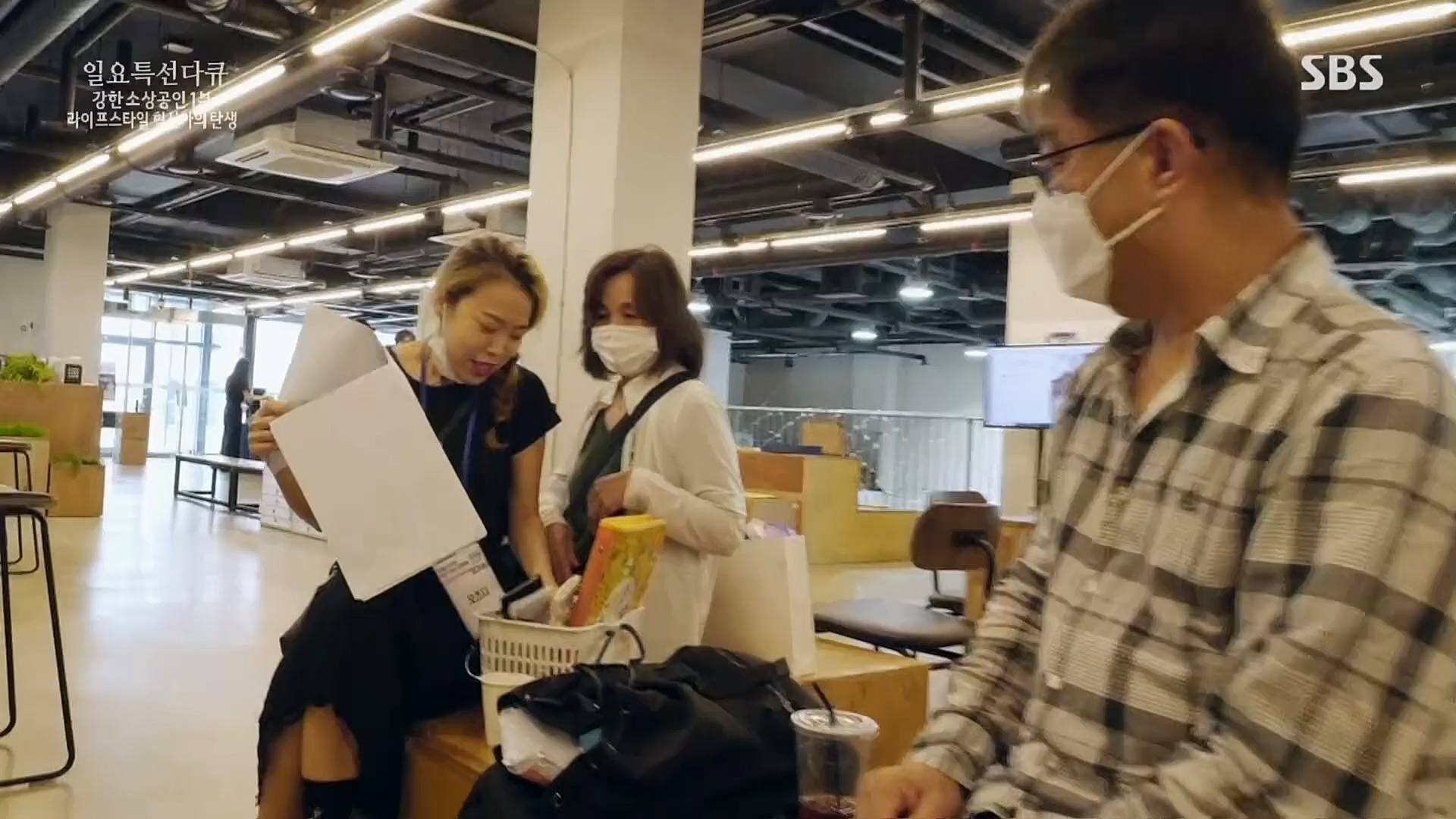 일요 특선 다큐멘터리.E303.230129p.H264-F1RST.mp4_20230206_195456.688.jpg